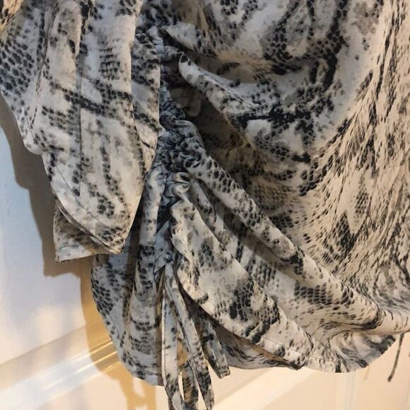 Vertigo oversized top with snakeskin print XS - Picture 3 of 4
